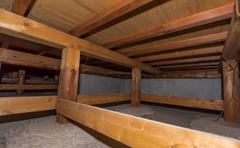 Benefits of Working with a Local Crawlspace Company Near You