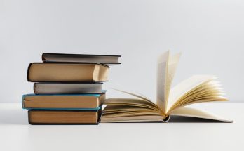 Improve Your Knowledge Using Evidence Under the Rules Text, Cases, and Problems (10th Edition) PDF