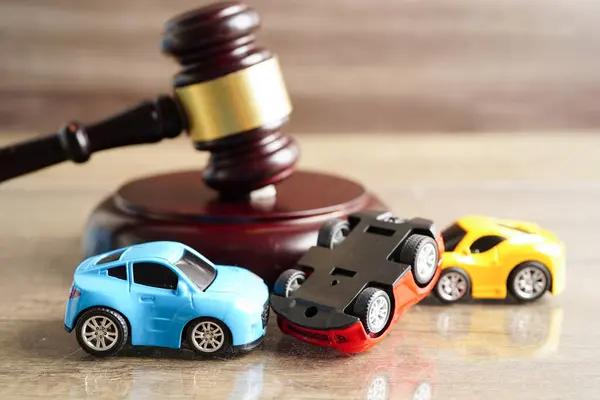How to Choose an Experienced Car Accident Lawyer