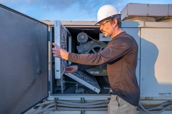 Choosing an Experienced HVAC Contractor Near Me for Quality Service
